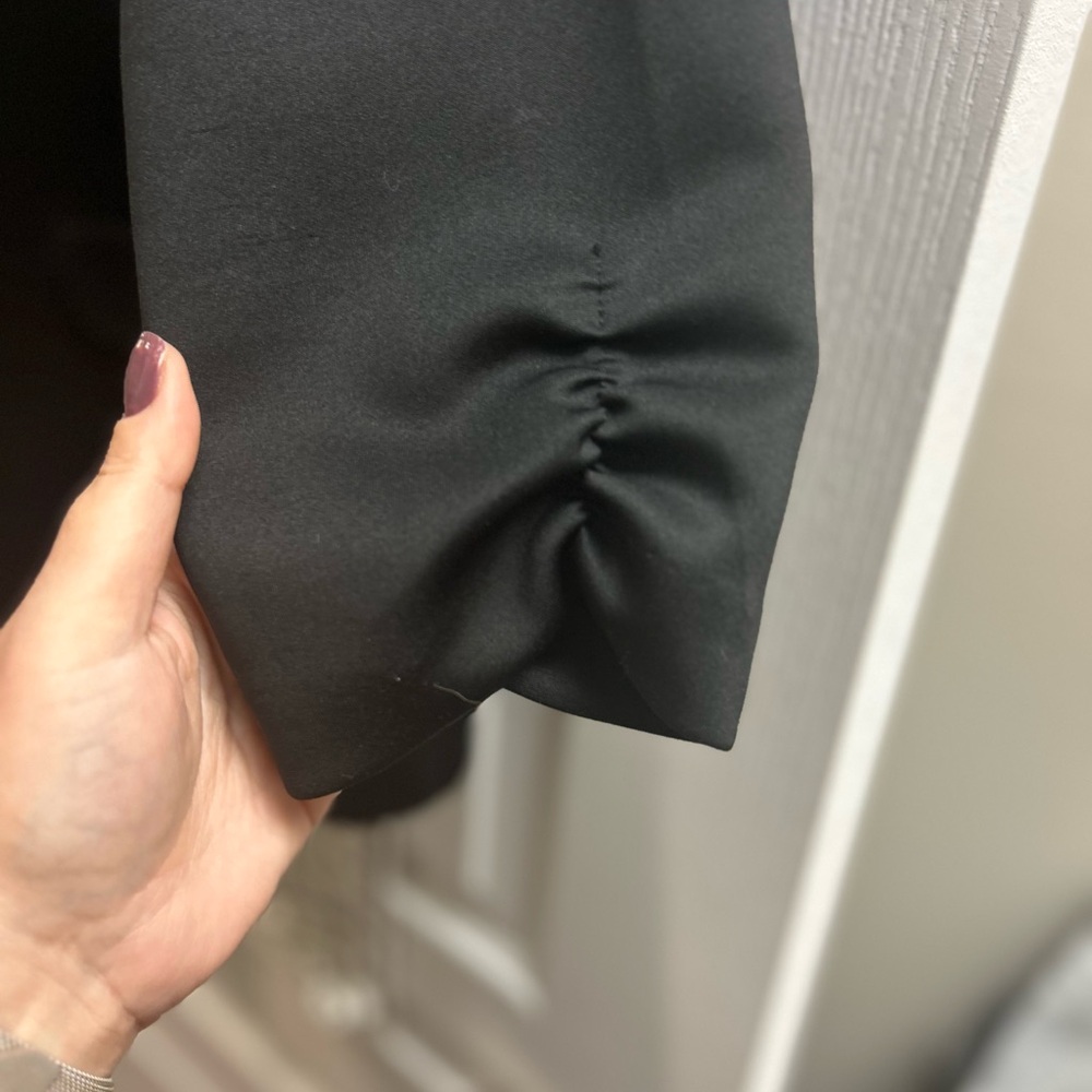 Women’s Blazer - Picture 4 of 4